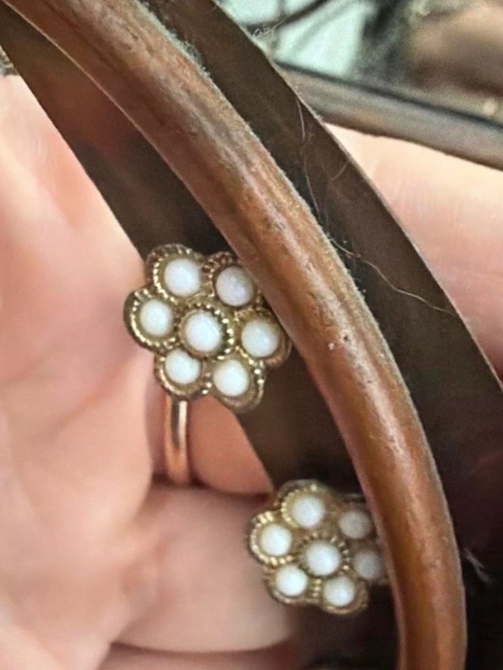 Stella and Dot Floral White Stone earrings